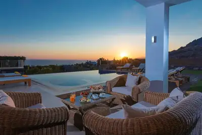 Irida Villa in Hersonissos. Private Heated Pool, Incredible View, Next to the sea