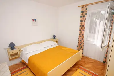 Image de Appartement d'une chambre avec la terrasse Banjol, Rab (A-4956-b)