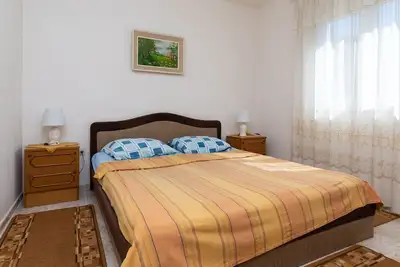 Image de Appartement de deux chambres avec le balcon et la vue sur le mer Sumpetar, Omis (A-9435-a)