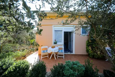 Image de Garçonnière avec la terrasse Brbinj, Dugi otok (As-8160-a)