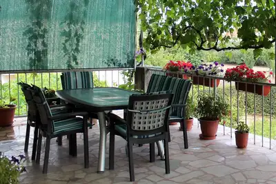 Image de Appartement d'une chambre avec la terrasse Kastel Stafilic, Kastela (A-5219-b)