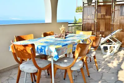 Image de Appartement de deux chambres prés de la plage Pisak, Omis (A-658-b)