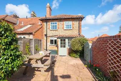 Image de Almond Tree Cottage - Deux Chambres Maison, Couchages 4