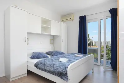 Image de Garçonnière avec le balcon et la vue sur le mer Tucepi, Makarska (As-2676-a)