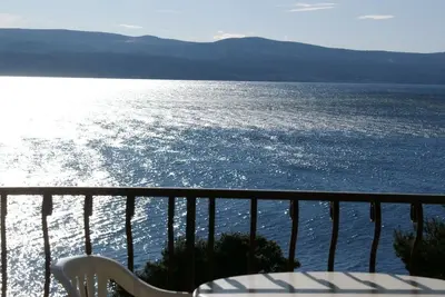 Image de Appartement d'une chambre prés de la plage Nemira, Omis (A-2782-g)