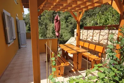 Image de Appartement de deux chambres avec la terrasse Artatore, Losinj (A-8022-c)