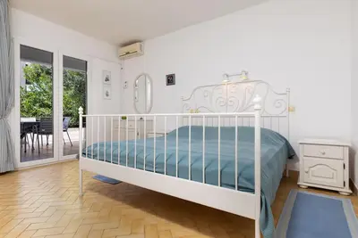Image de Appartement d'une chambre prés de la plage Nemira, Omis (A-2782-a)