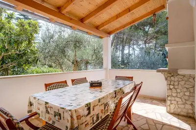 Appartement de deux chambres avec la terrasse Artatore, Losinj (A-8008-a)