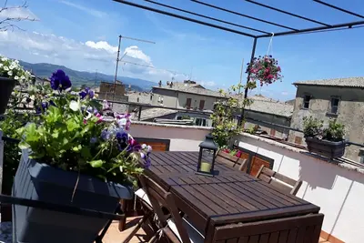 Appartement très central, à quelques pas du Duomo et du Théâtre, avec balcon