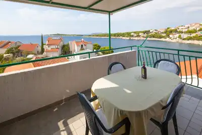 Image de Appartement d'une chambre prés de la plage Bilo, Primosten (A-4191-d)