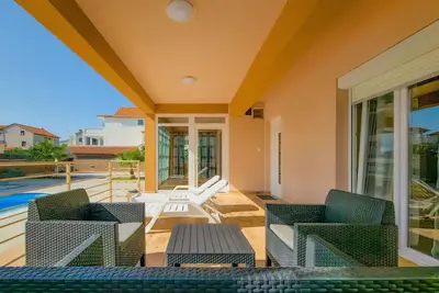 Image de Appartement de deux chambres avec la terrasse Bibinje, Zadar (A-5778-b)