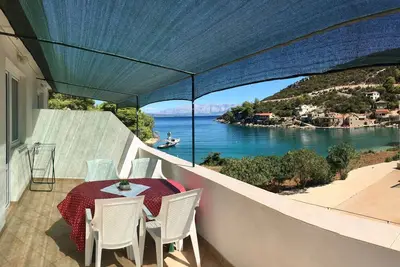 Image de Appartement de deux chambres prés de la plage Baie Prapatna, Hvar (A-5704-c)