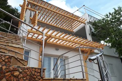 Image de Appartement de trois chambres avec la terrasse et la vue sur le mer Mimice, Omis (A-14230-a)