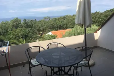 Image de Appartement d'une chambre avec la terrasse et la vue sur le mer Potocnica, Pag (A-4096-a)