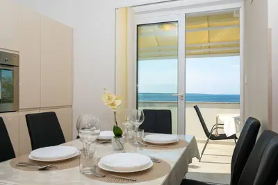 Image de Appartement de deux chambres prés de la plage Mandre, Pag (A-4093-d)