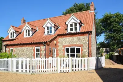 Image de Mallard Cottage - Deux Chambres Maison, Couchages 4