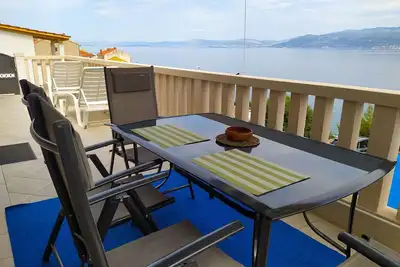 Image de Appartement de deux chambres prés de la plage Postira, Brac (A-706-b)