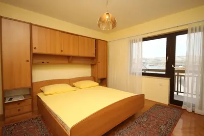 Image de Appartement de quatre chambres avec le balcon et la vue sur le mer Okrug Gornji, Ciovo (A-8663-a)