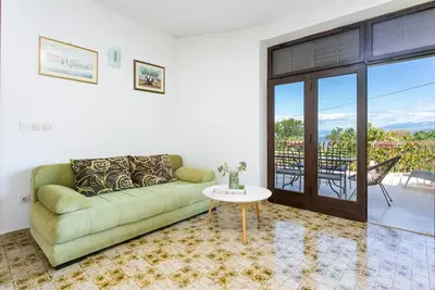 Image de Appartement de trois chambres avec la terrasse et la vue sur le mer Mirca, Brac (A-732-a)