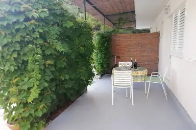 Image de Garçonnière avec la terrasse Baie Saplunara, Mljet (As-4896-b)