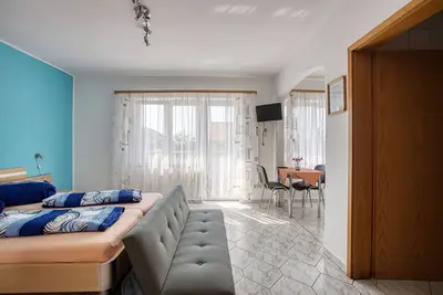 Image de Garçonnière avec le balcon Vodice (As-6178-d)