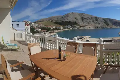 Image de Appartement de deux chambres avec la terrasse et la vue sur le mer Metajna, Pag (A-6498-b)