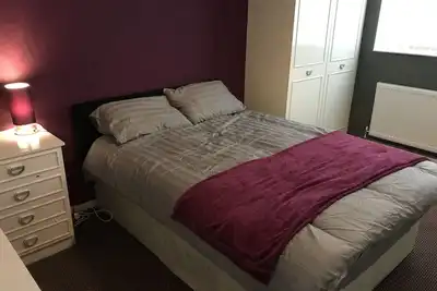 Image de Maison à la maison appartement au rez-de-chaussée de 2 chambres près de la ville de Birmingham sur la ligne de bus