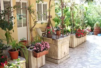 Image de Appartement de deux chambres avec la terrasse et la vue sur le mer Orebic, Peljesac (A-275-d)