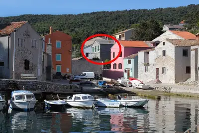 Appartement d'une chambre avec la terrasse et la vue sur le mer Veli Losinj, Losinj (A-8031-a)
