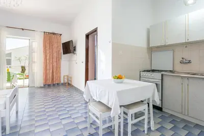 Image de Appartement d'une chambre avec la terrasse et la vue sur le mer Podaca, Makarska (A-6736-a)