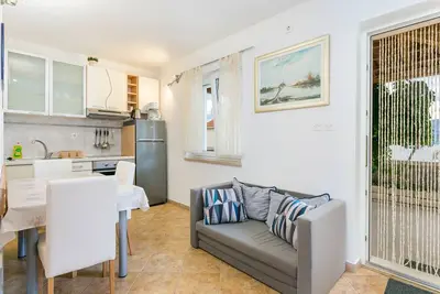 Image de Appartement de deux chambres avec la terrasse et la vue sur le mer Postira, Brac (A-2948-b)