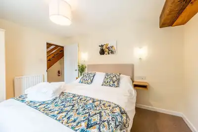 Image de 4 * location, séjour à la ferme chalet. 4 personnes