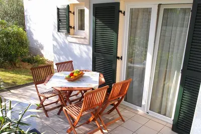 Image de Appartement d'une chambre prés de la plage Kampor, Rab (A-3213-d)