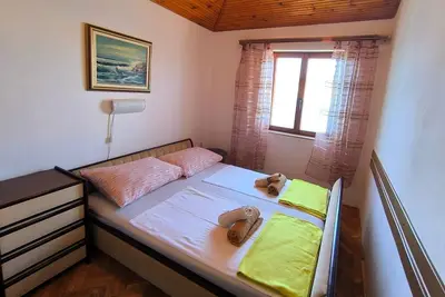 Appartement de trois chambres avec la terrasse et la vue sur le mer Mali Losinj, Losinj (A-8006-a)