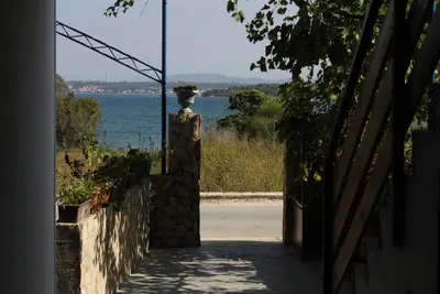 Image de Appartement de trois chambres avec la terrasse et la vue sur le mer Tkon, Pasman (A-341-a)