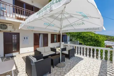 Image de Appartement de deux chambres avec la terrasse et la vue sur le mer Crikvenica (A-5493-b)