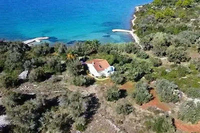 Image de Maison de pêcheur près de la mer Krknata, Dugi otok (K-397)