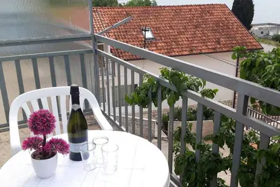 Image de Garçonnière avec le balcon et la vue sur le mer Podaca, Makarska (As-6745-b)