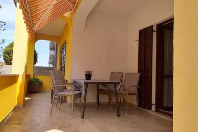 Image de Appartement de deux chambres avec la terrasse Fazana (A-7234-a)