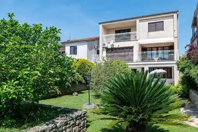 Appartement de deux chambres avec la terrasse Pula (A-2252-a)