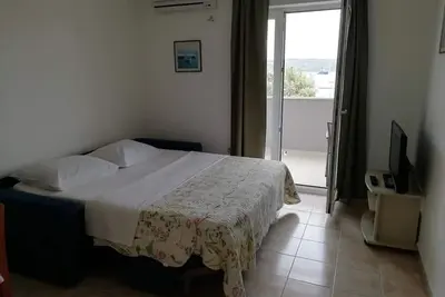 Image de Appartement d'une chambre avec la terrasse et la vue sur le mer Sevid, Trogir (A-6024-d)