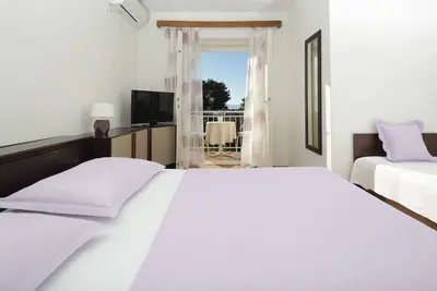 Appartement d'une chambre avec le balcon et la vue sur le mer Podgora, Makarska (A-4332-b)