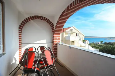 Image de Appartement de deux chambres avec la terrasse et la vue sur le mer Caska, Pag (A-4109-b)