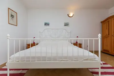 Image de Appartement d'une chambre prés de la plage Nemira, Omis (A-2782-e)