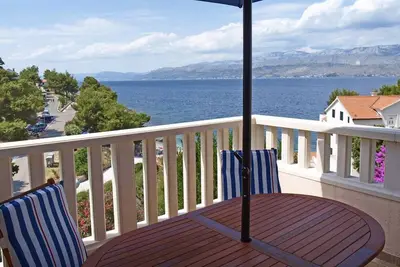 Image de Appartement d'une chambre prés de la plage Postira, Brac (A-705-c)