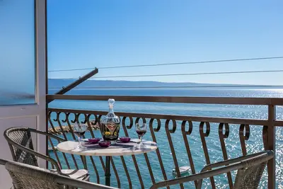 Image de Appartement d'une chambre prés de la plage Podstrana, Split (A-13725-a)