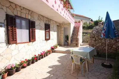 Image de Appartement d'une chambre avec la terrasse Stivan, Cres (A-382-d)
