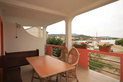 Image de Appartement de deux chambres prés de la plage Nevidane, Pasman (A-8528-b)