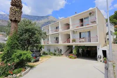 Image de Garçonnière avec air conditionné Tucepi, Makarska (As-6695-c)