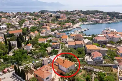 Appartement de deux chambres avec la terrasse Sumartin, Brac (A-764-a)